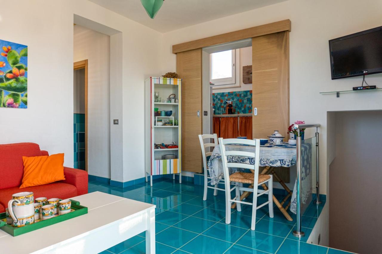 Tra Vento E Mare Holiday home *